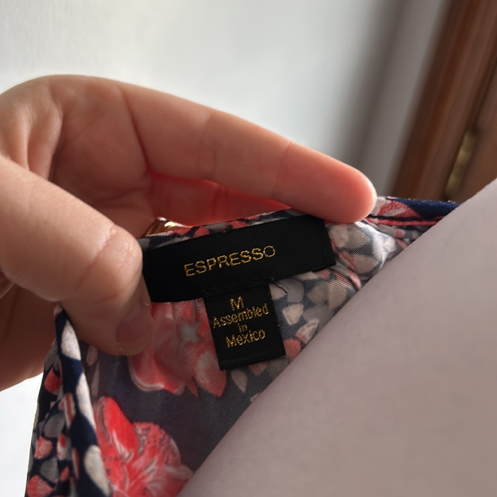 [Espresso] Navy/Pink Floral Blouse - Size Medium - Picture 3 of 4